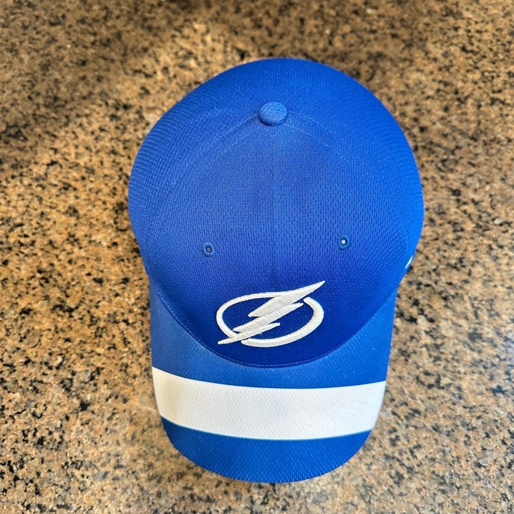 Tampa Bay Lightning '47 Stretch Fit Hat Men's OSFA Royal Blue Baseball Cap - Picture 2 of 7